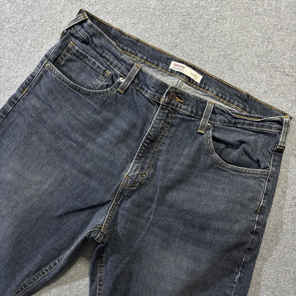 Signature Levi Strauss Mens Bootcut Jeans Faded Indigo Blue  Denim W35 L31